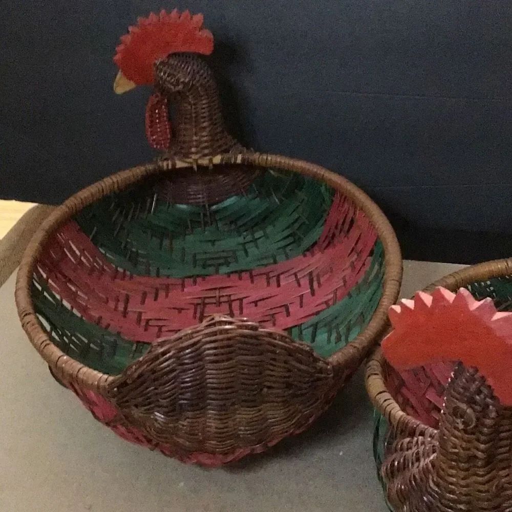 Set of three wicker chicken nesting baskets - Picture 6 of 6